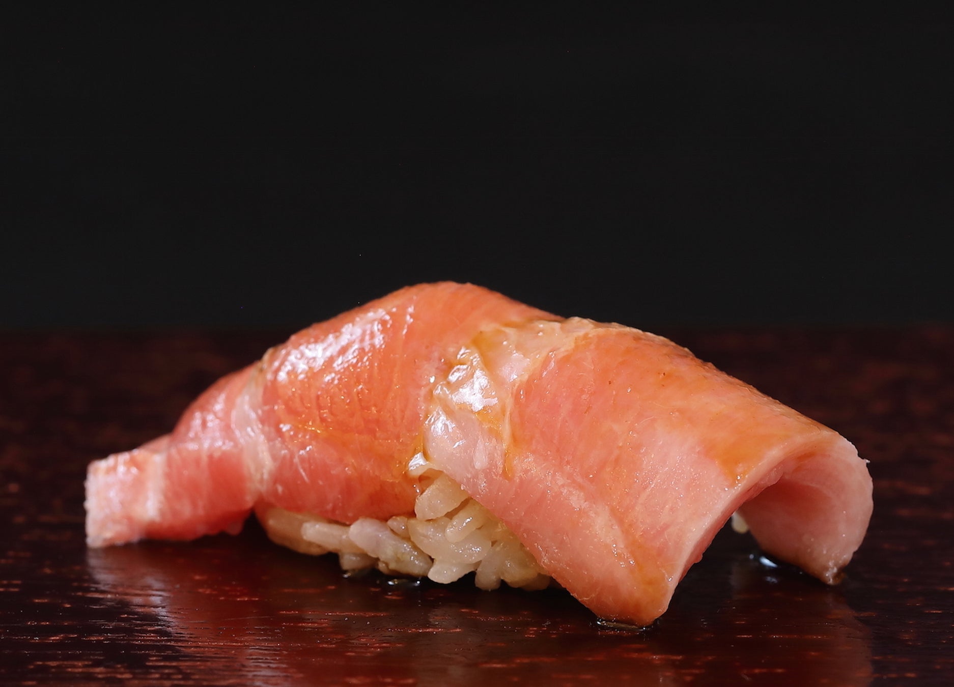 【アゴーラ福岡山の上ホテル&スパ】鮨・日本料理「暦」 鮨を中心としたお料理にお品書きを一新