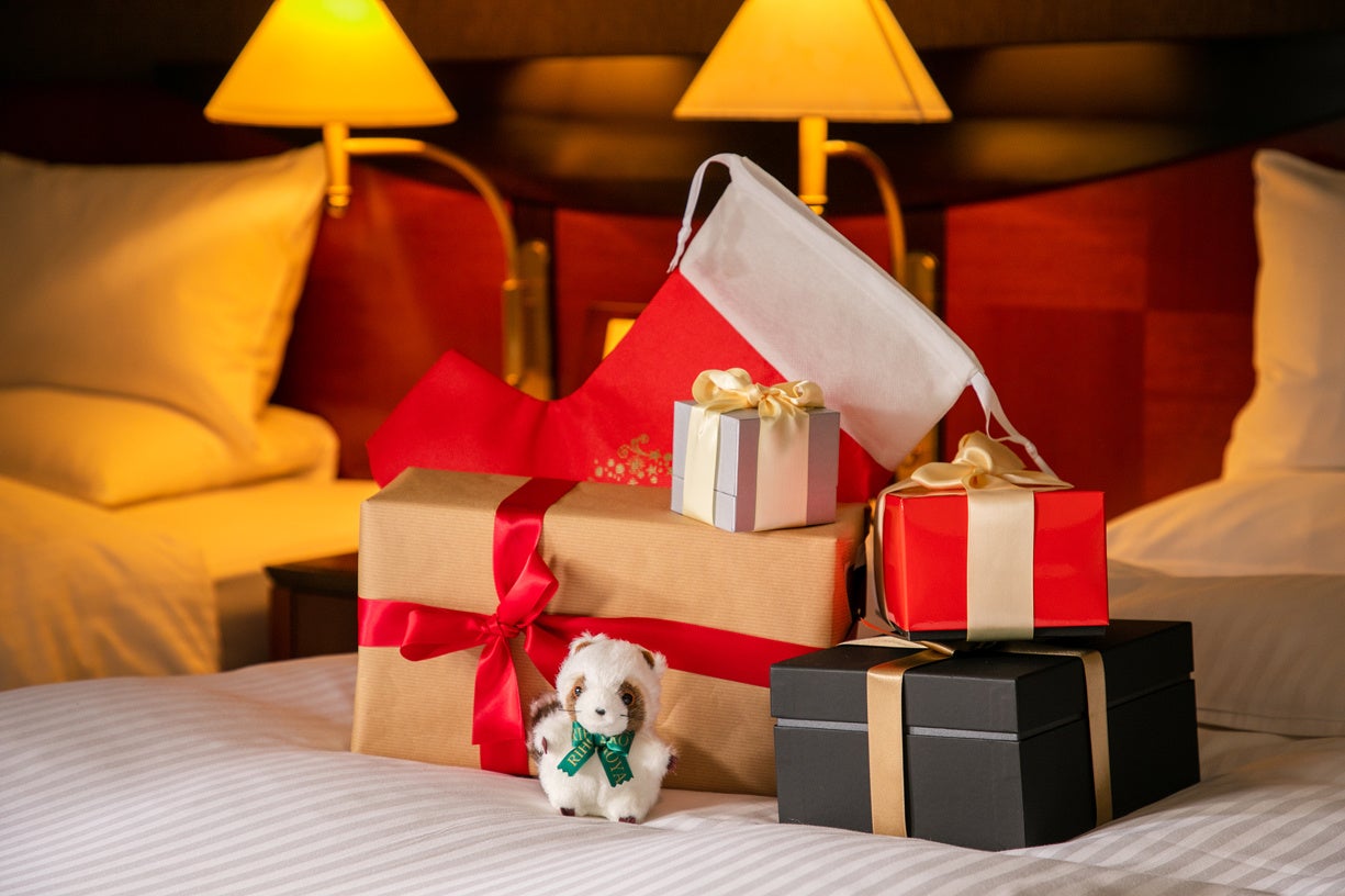【リーガロイヤルホテル広島】クリスマス装飾は11月17日よりスタート！今年もロマンティックな時間をお約束。高層階のプライベート空間でのクリスマスディナー＆ステイプランを販売