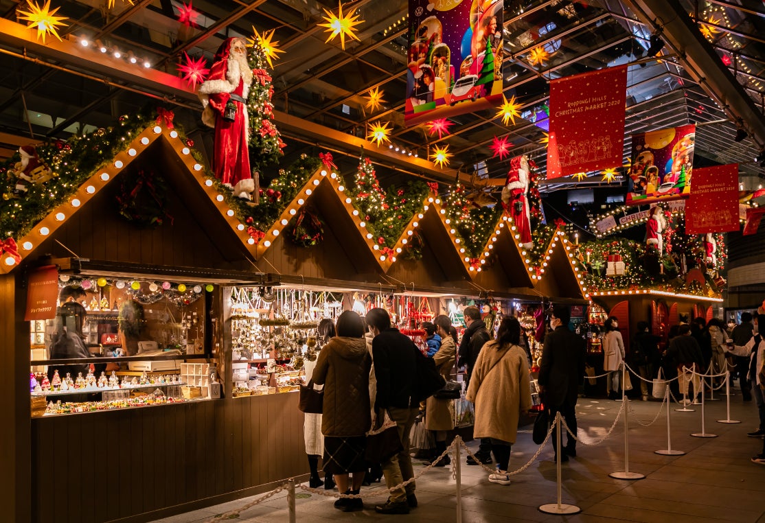 クリスマスを華やかに彩るクリスマスアイテム約1,500アイテムが並ぶ　本場ドイツを再現した「クリスマスマーケット2022」開催