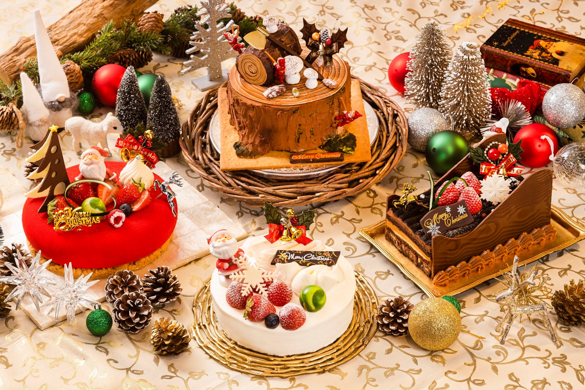 シェラトン・グランデ・トーキョーベイ・ホテル　華やかにきらめくケーキがファンタジックなクリスマスを演出　2022年シェラトン クリスマスケーキコレクション 予約受付開始