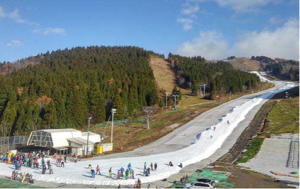 西日本のスキー場で最速！ 2022年11月3日（祝）、ウイングヒルズ白鳥リゾート（岐阜県）、ウィンターシーズン営業開始！