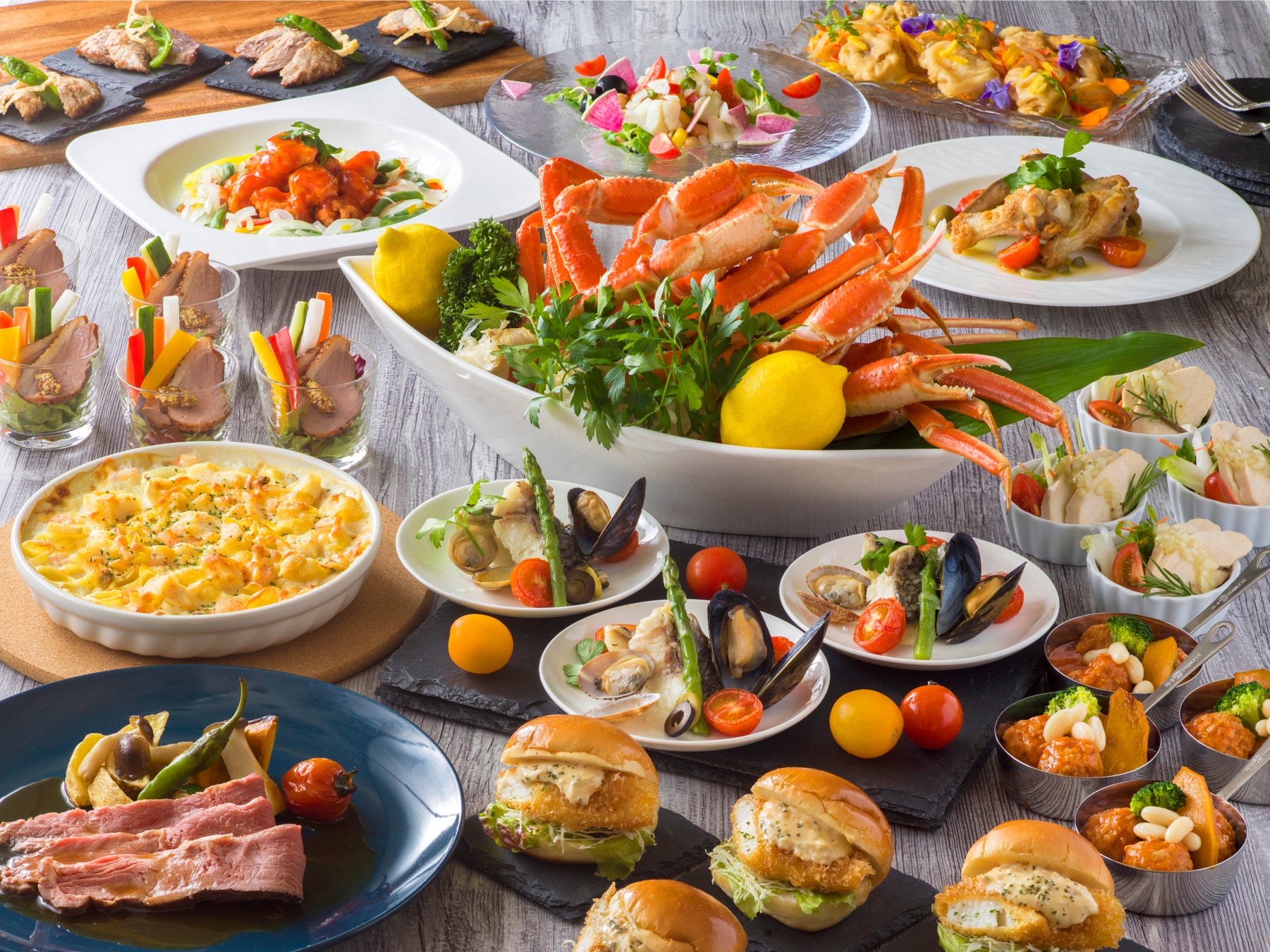 【都ホテル 尼崎】冬のごちそう「ズワイ蟹」を楽しめるブッフェを開催