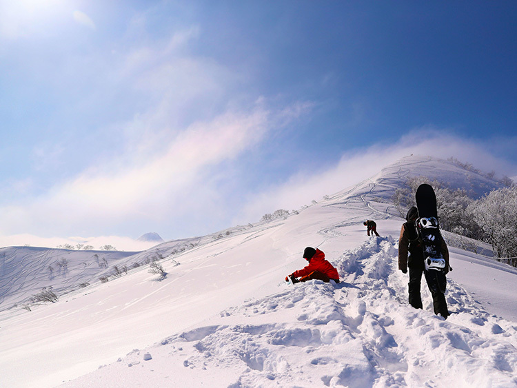 ロッテアライリゾートが'22～'23冬 スキー場営業を開始　
“極上のパウダースノー”国内随一の積雪量で冬を満喫！