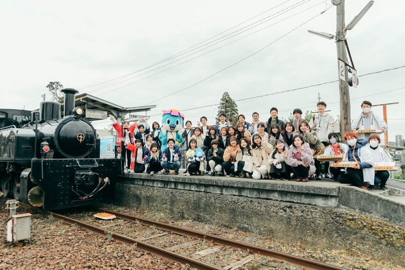 市原市・小湊鐵道で「トロッコ成人式」を開催＆参加者募集　
二十歳の門出を祝う一日限定の貸切運行！