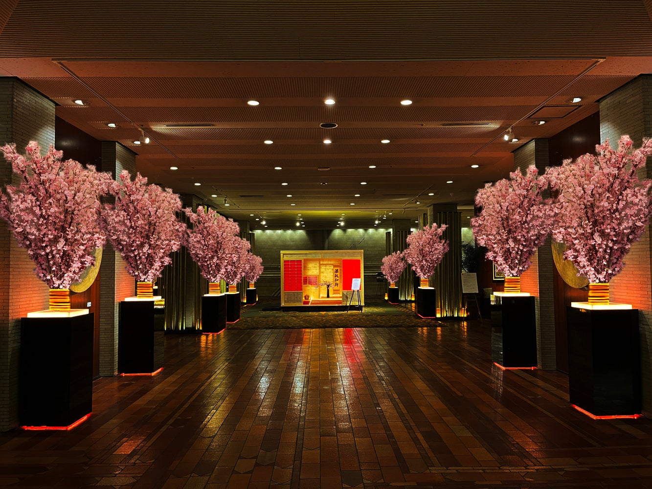 黄金の茶室×桜色に染まるロビーが圧巻　名古屋観光ホテルで一足早いお花見気分の『桜フェア』3月１日（水）～開催