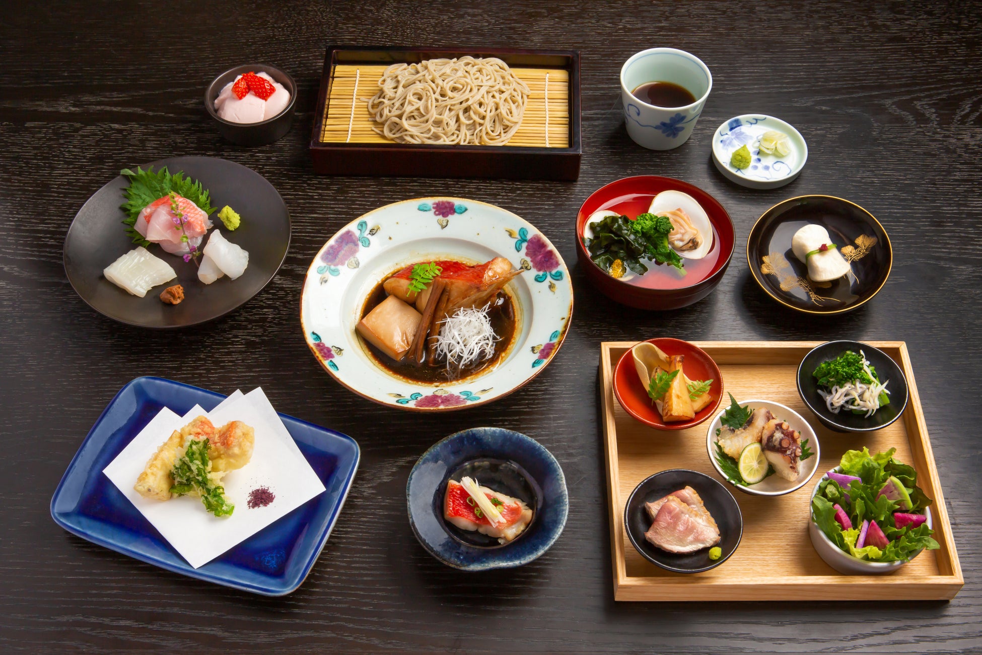 松輪の金目鯛を味わう「鎌倉 松原庵 青のディナーコース付きプラン」