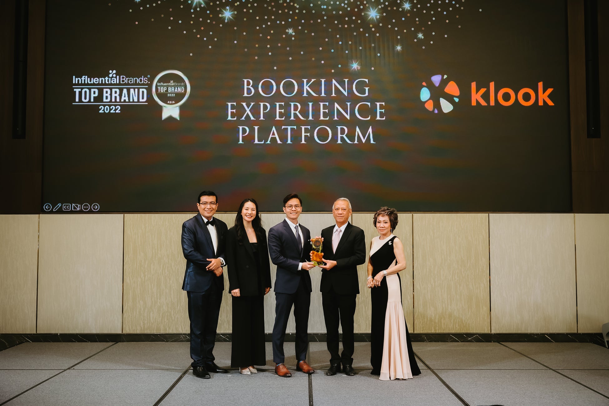 Klook、インフルエンシャル・ブランドからアジアにおける予約体験プラットフォーム部門で「トップブランド2022」を受賞