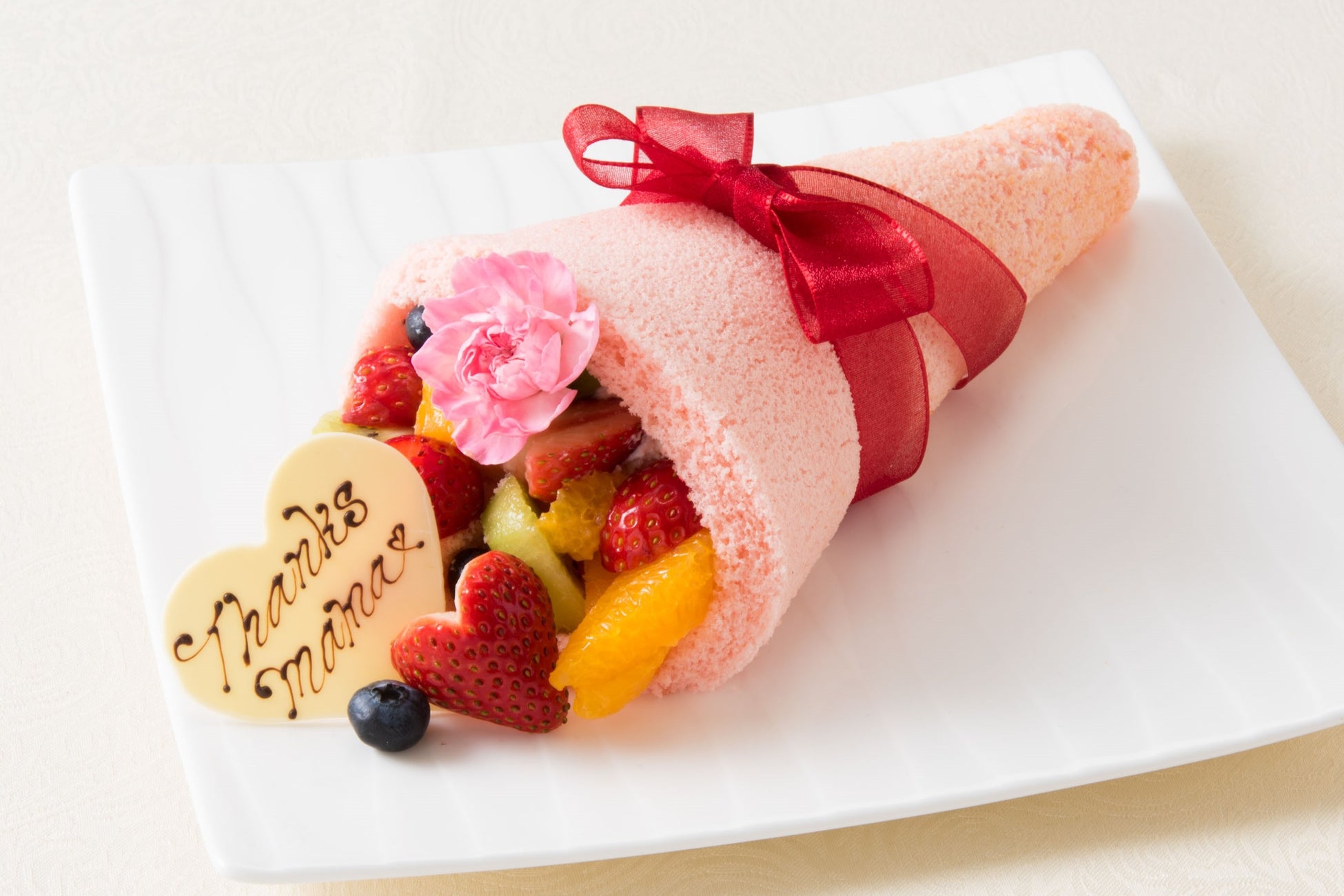 【リーガロイヤルホテル東京】今年の母の日は5月14日（日）！“いつもありがとう”の想いを込めた母の日ケーキ「フルーツブーケ」