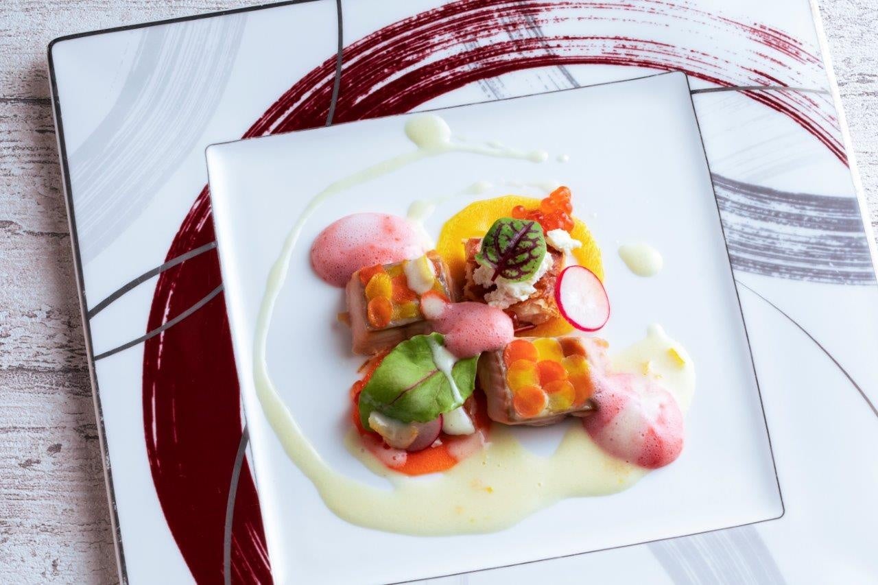 京友禅ブランド　SOO -ソマル-　
四百年遠忌記念特別展　大名茶人　織田有楽斎　
オリジナル柄おふき付き鑑賞チケット発売のお知らせ