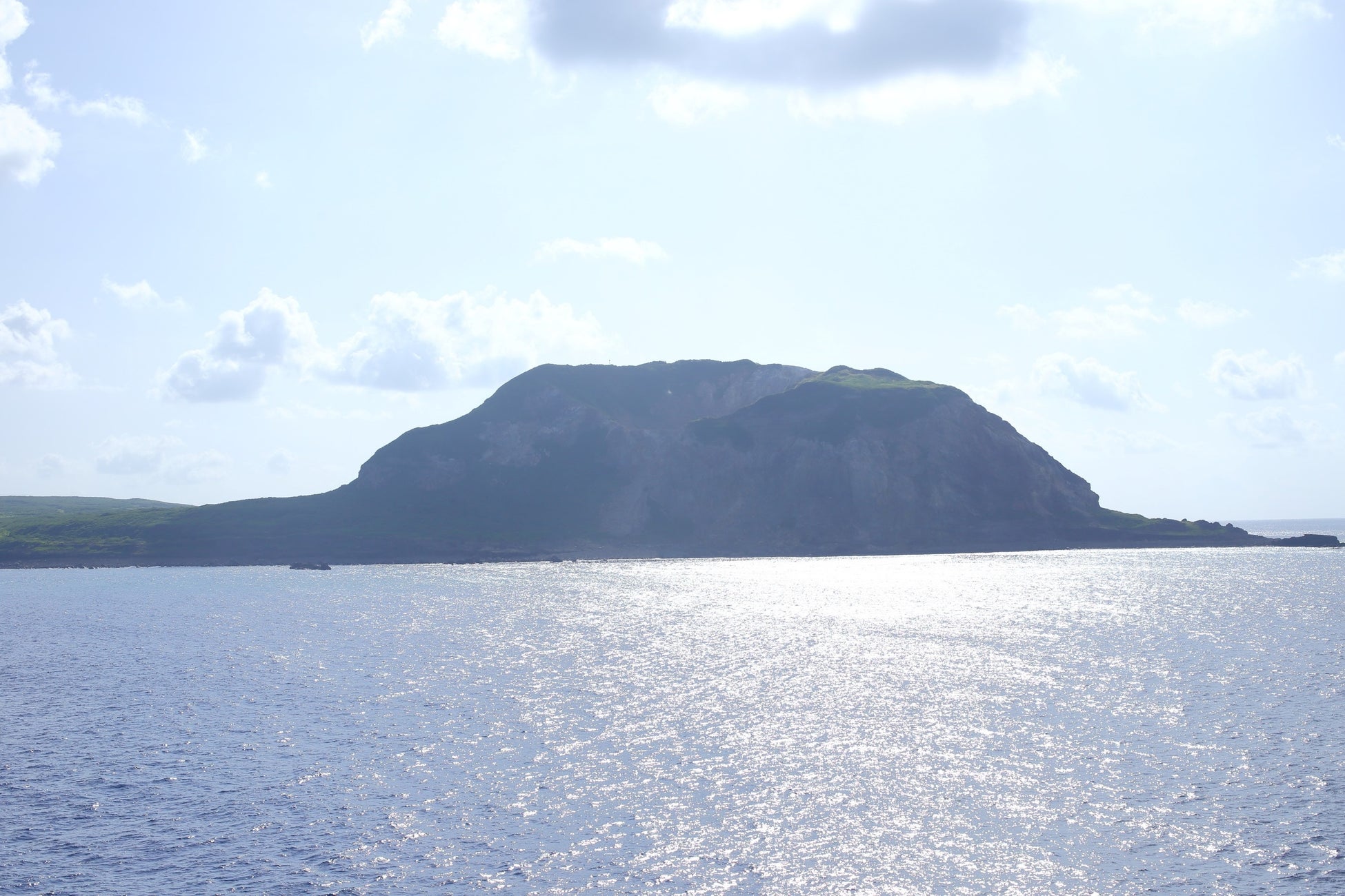 硫黄島など３島をクルーズ　小笠原６日間の旅　４年ぶりに開催