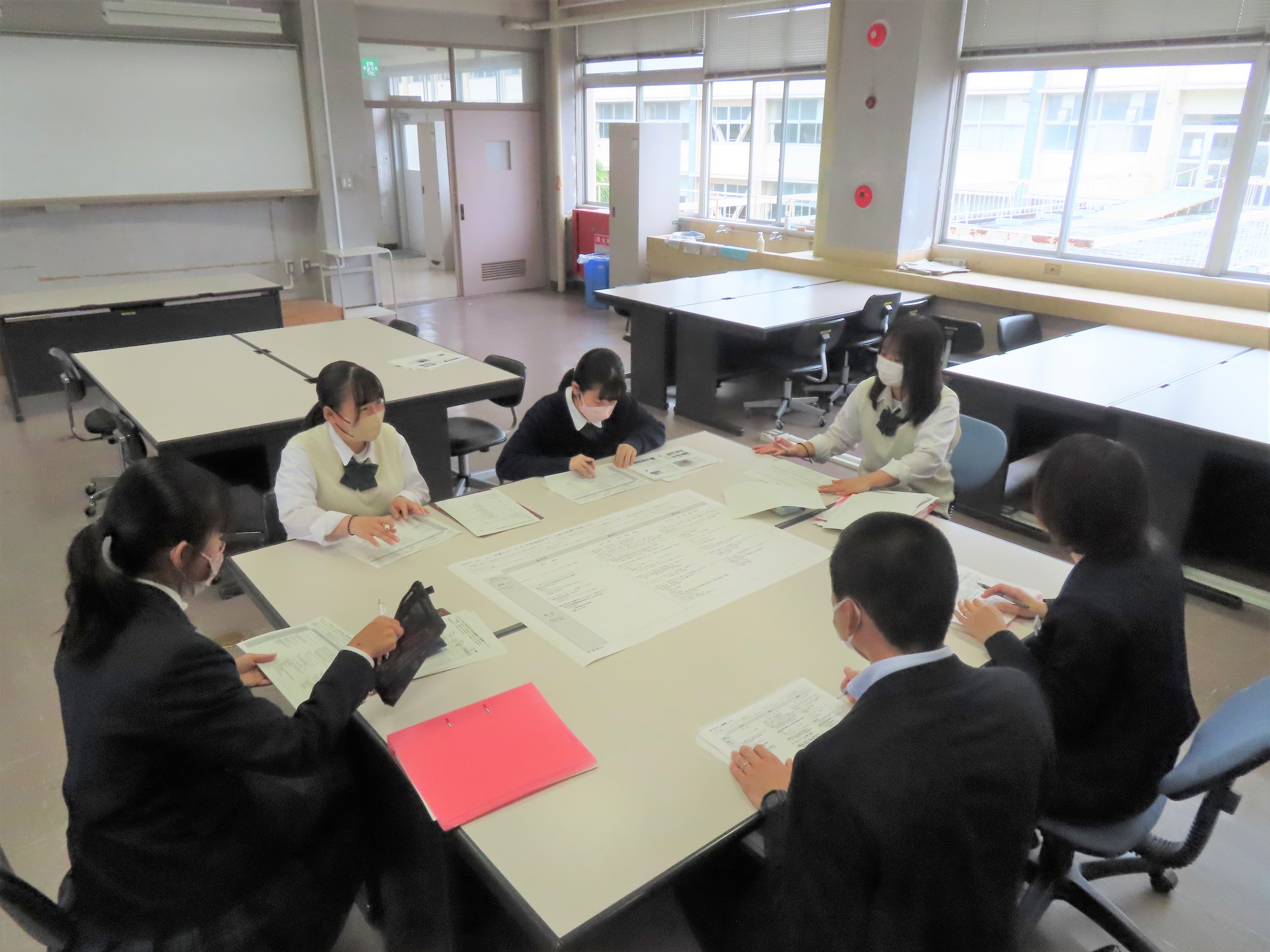 北朝霞駅前【開店記念500円セール実施中】タイ東北料理「バタフライピー」がオープン