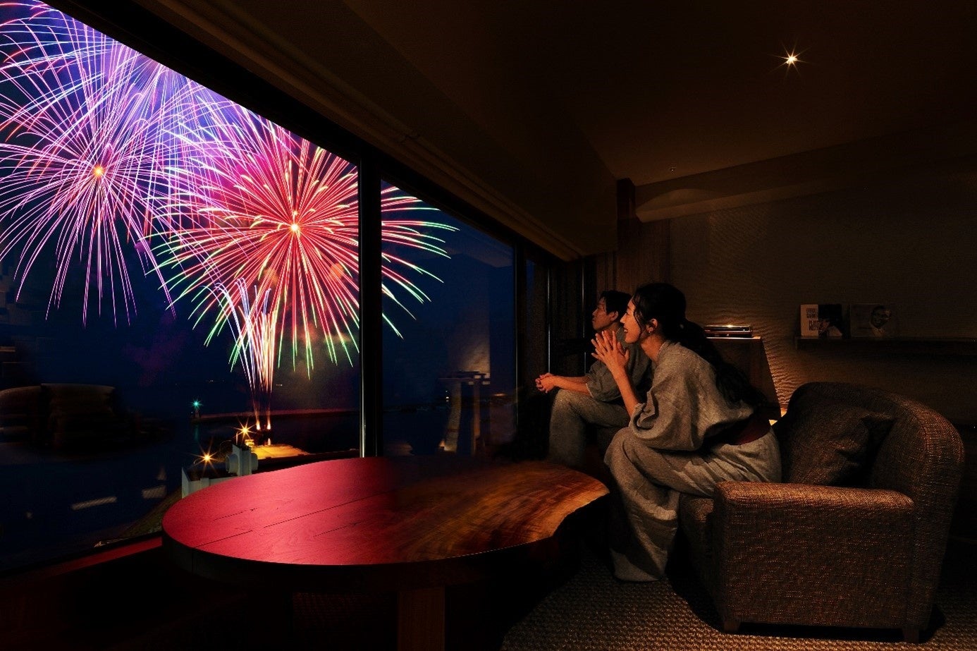 【界 アンジン(静岡県・伊東温泉)】最上階スイートルームで優雅に花火鑑賞「海辺の花火スイート滞在」販売｜期間：2023年7月1日～8月31日の「伊東温泉『夢花火』」開催日