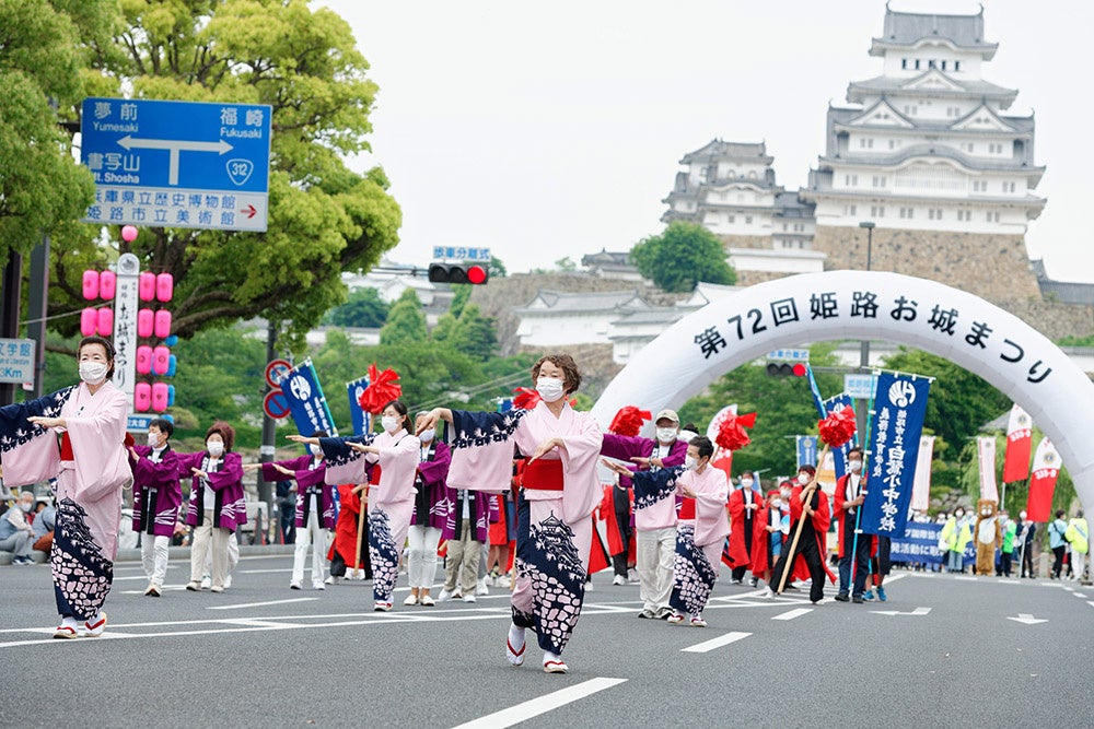 【ホテル雅叙園東京】ホテルのバンケットで涼しく快適なキャンプ体験を。「ビア・グランピング2023」