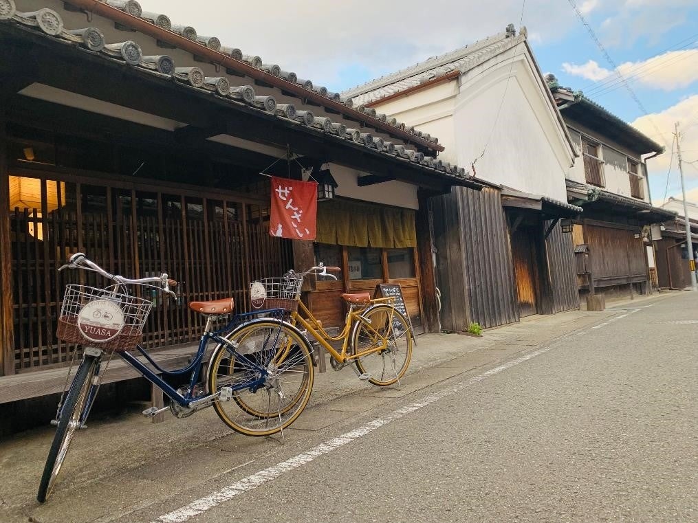 【リーガロイヤルホテル（大阪）】今が旬！甘みが凝縮した国産マンゴーを満喫する期間限定パフェが登場「Royal Parfait ～floral mango～(ロイヤルパフェ フローラルマンゴー）」