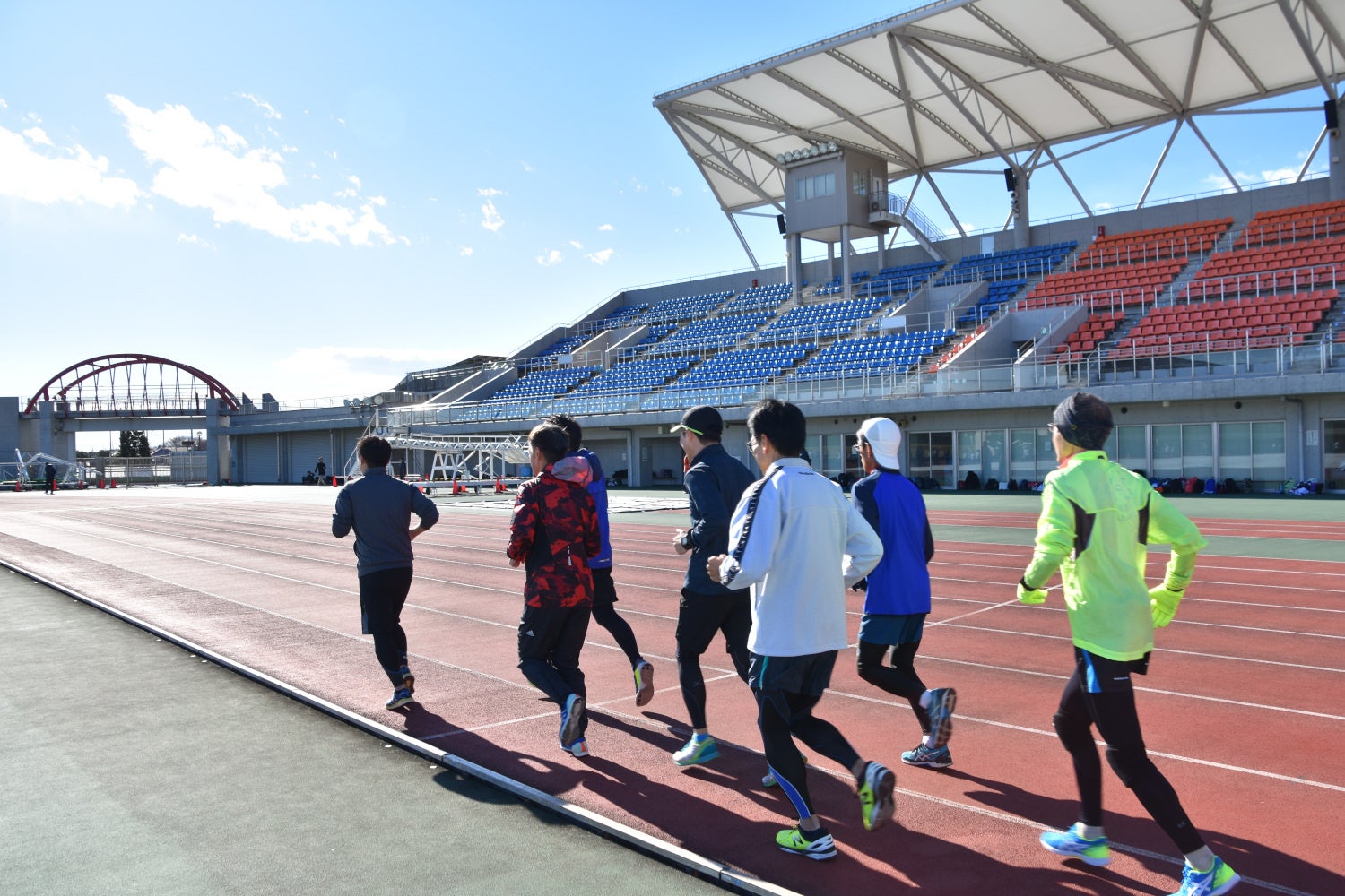 東海道新幹線N700S 座席がバッグに!?2023年8月限定各40個で発売!!