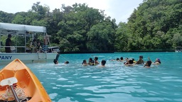 話題のガレージブランド発ギャラリー「モールズ」が、雑誌GOOUTの公式通販サイト「GO OUT Online」を72時間完全ジャック!! 限定コラボギアも登場!