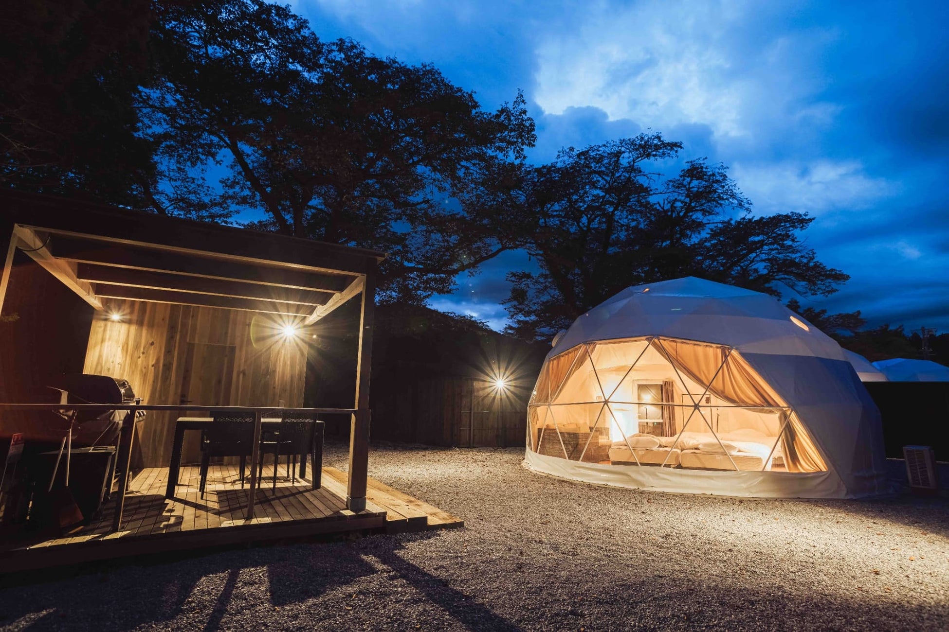 夏の後半も地域活性化ホテル「アマネク別府」を拠点に別府の街を満喫|期間限定ルーフトップバー・新感覚オープンカー・マルシェ開催など多数の体験型イベントを提供