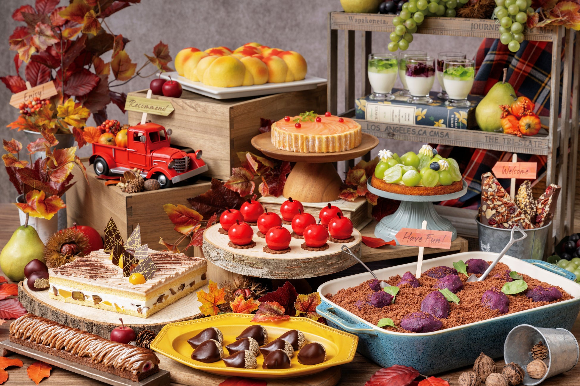 新登場!「ホーンテッドハロウィーン」 現実と錯覚するほどのリアルな恐怖世界 ヨーロッパの宮殿でおこる予想できないハプニングの連続に絶叫し、やみつきになる究極の爽快感を味わえる一ヵ月限定のホラー体験