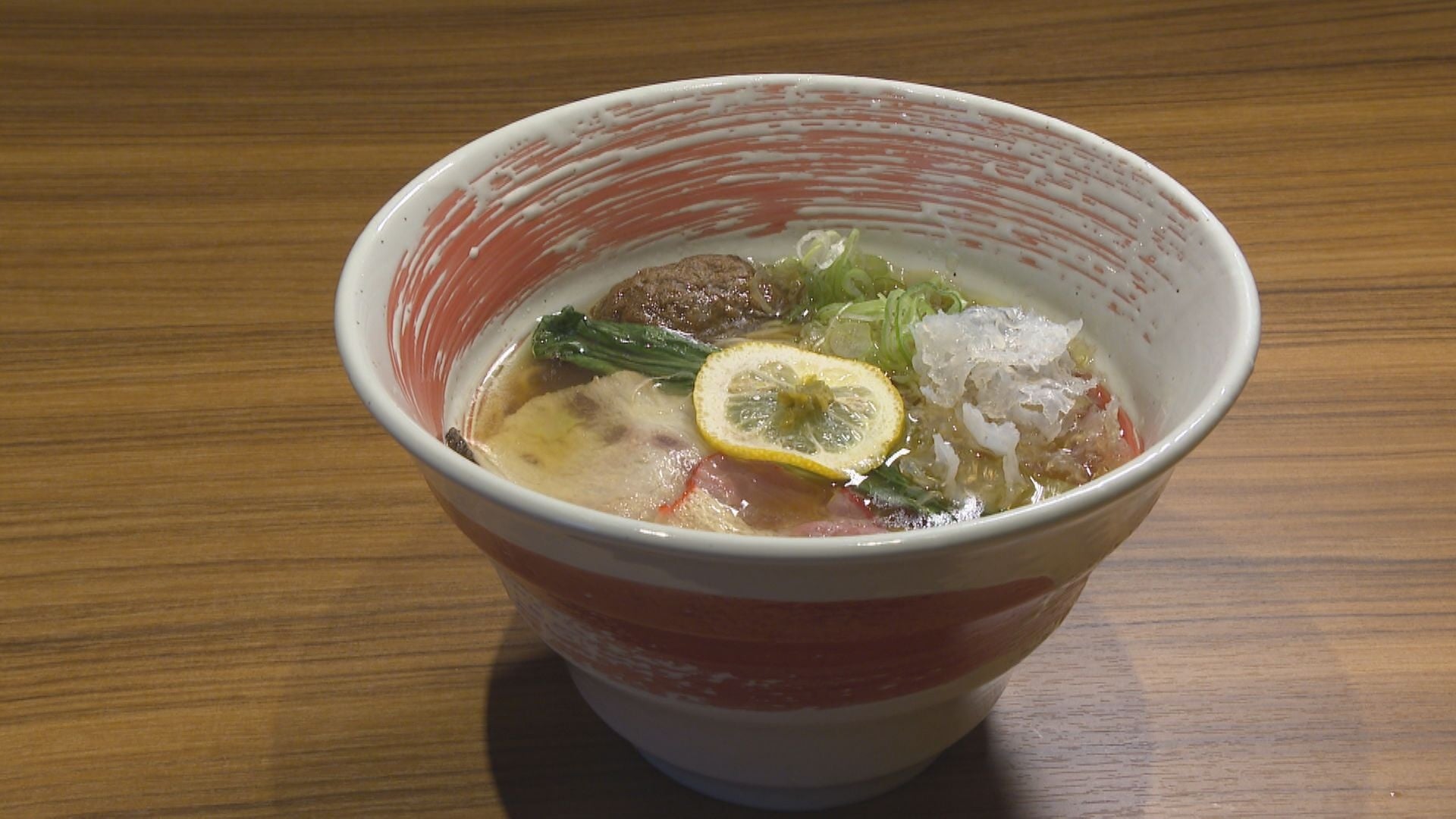 【青森屋】青森ねぶた祭の起源「ねぶり流し」を再現した絶景雪見露天「ねぶり流し灯篭」今冬も実施｜期間：2023年12月1日〜2024年3月31日