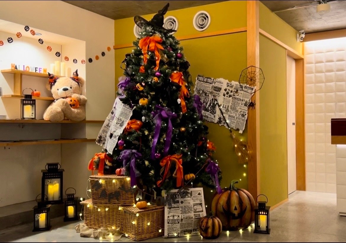 【10月限定】家族で楽しむ京都 嵐山のホテルステイ◎期間限定イベント”ハロウィンフェア”を10/10～31開催｜ゲーム景品にはSNSで話題のスイーツも