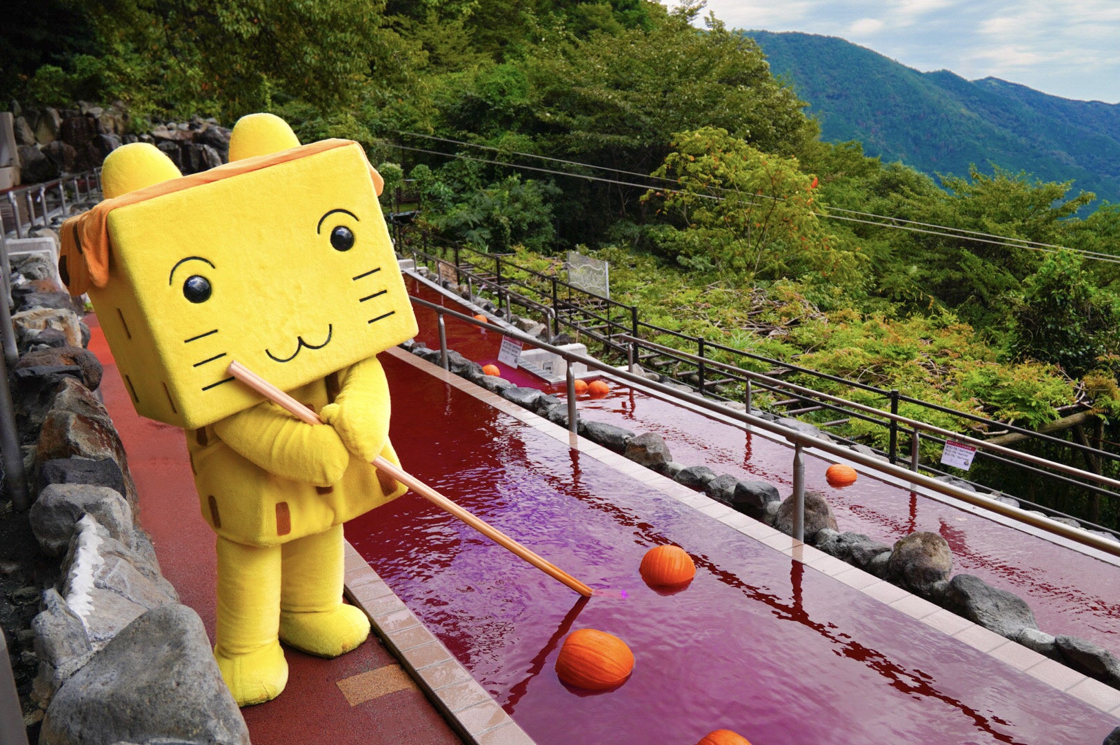 戦国時代の高槻城主「高山右近」を描いたミュージカルが城跡で上演