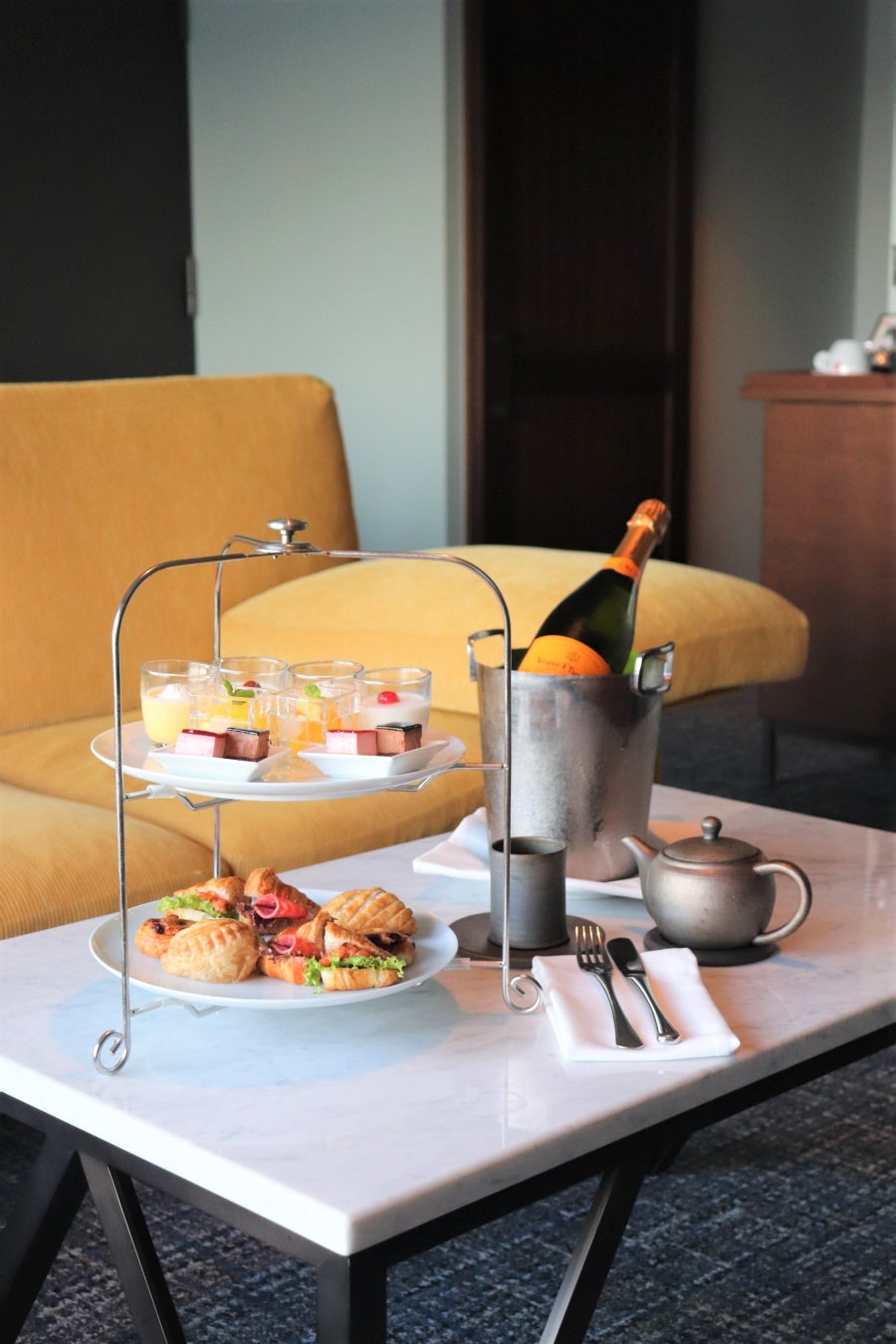 ついに登場!?島原城の御城印帳11月1日から販売開始。