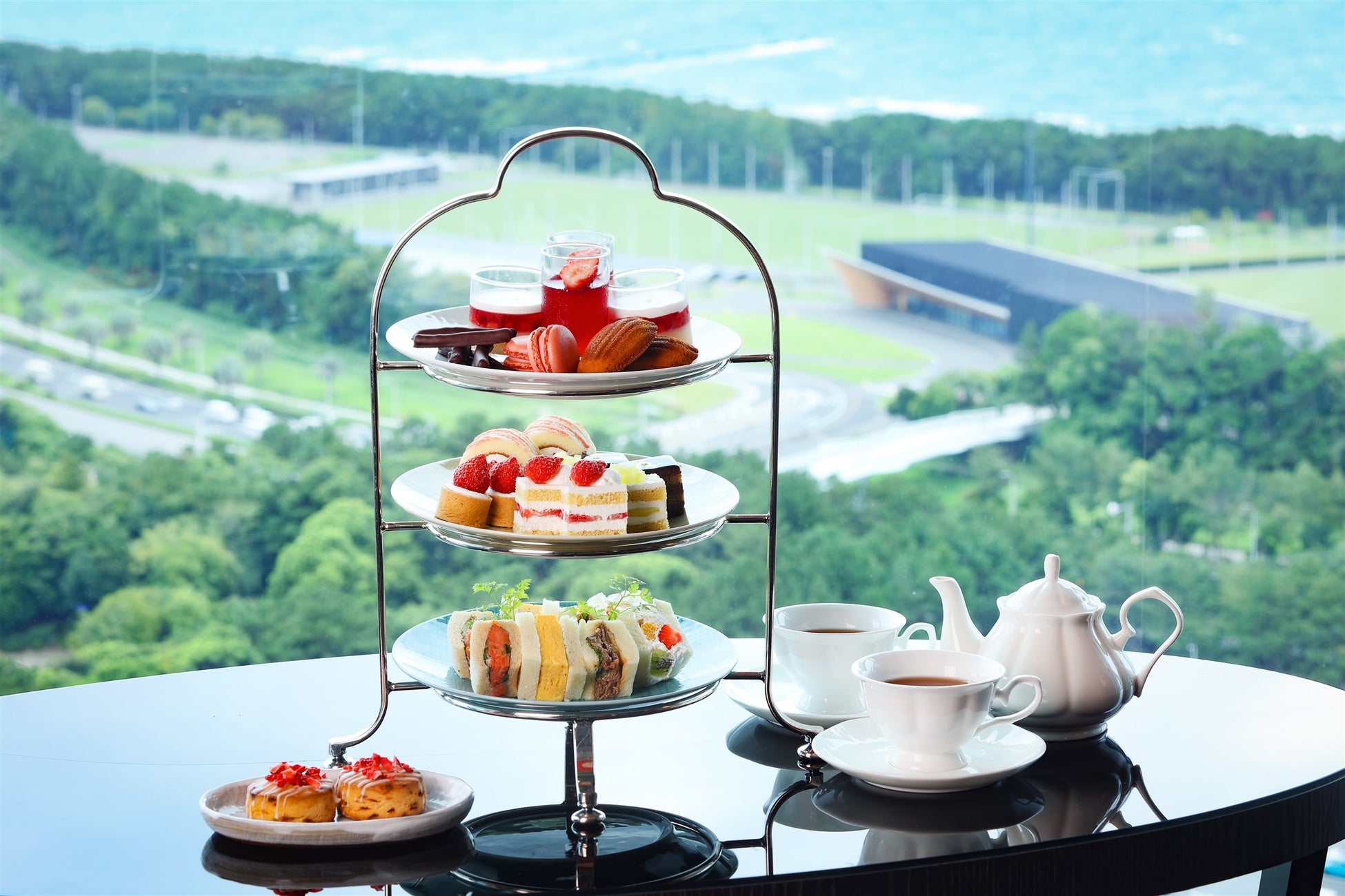 【川越プリンスホテル】埼玉西武ライオンズと連携し、蛭間 拓哉選手・青山 美夏人投手ランチ&トークショーを初開催