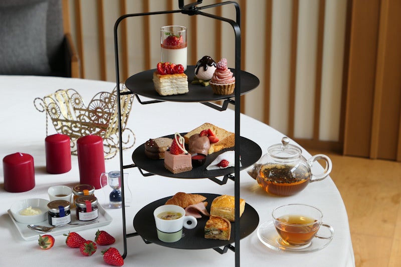 【グランドプリンスホテル新高輪】大切な人へ伝えたい想いを込めたスイーツ「SWEET APPLE ~Happiness for You~」を期間限定で販売 “幸せを重ねる”バウムクーヘンで表現