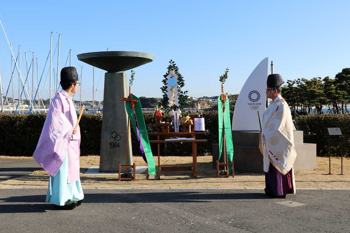 高槻市の安満遺跡公園に延べ140台以上のキッチンカーが大集合