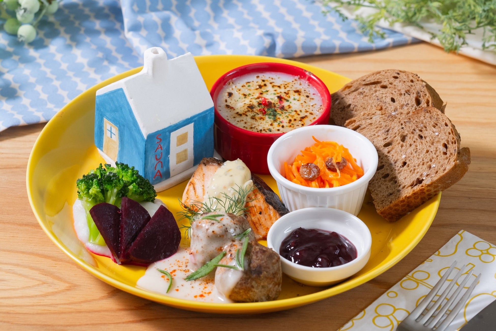 おふろcafe utataneに「Nordic Cafe ＆ Dining matka」がオープンオーロラなど北欧の風景から着想を得た、食の旅行体験を提供します