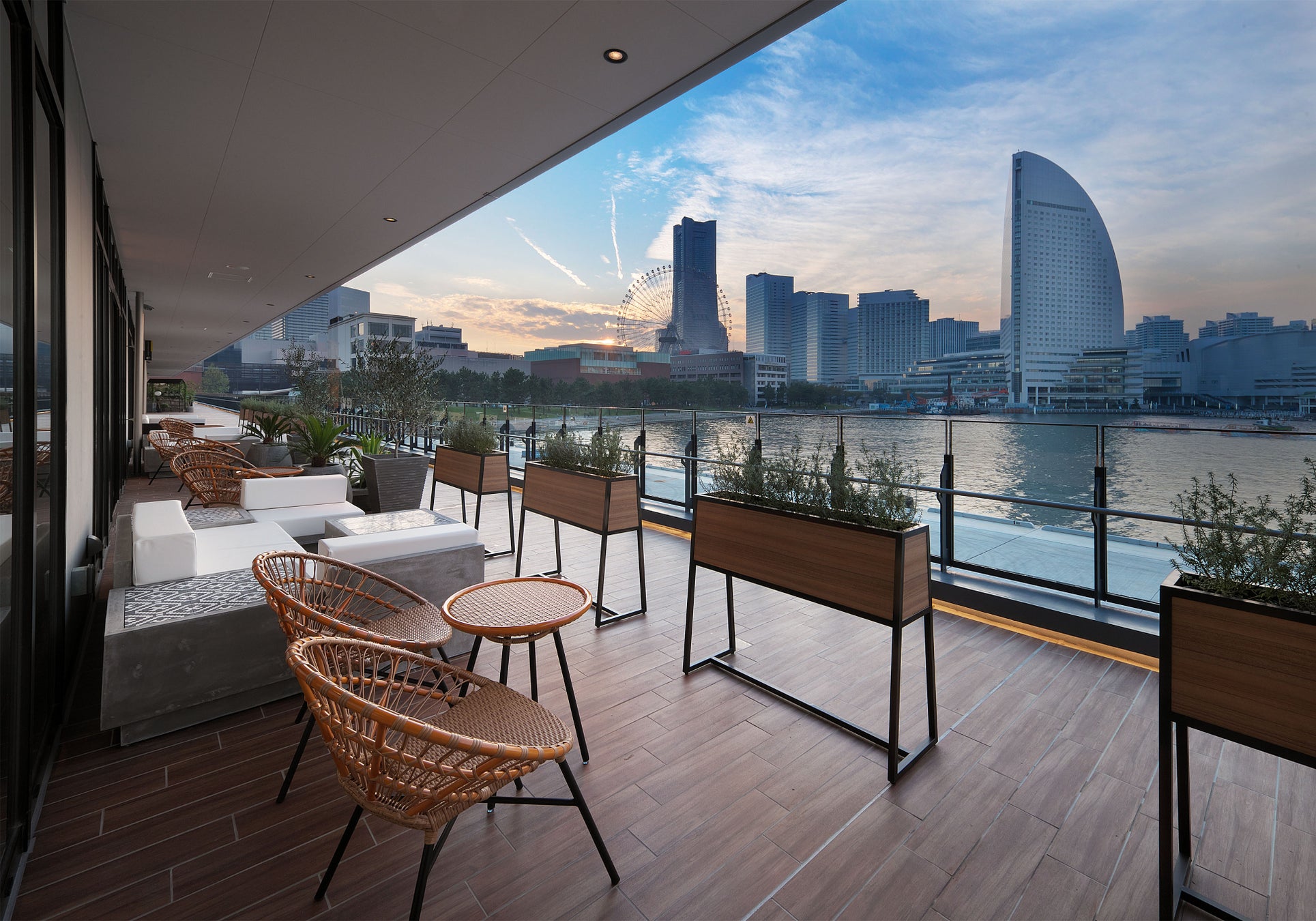 【グランドニッコー東京 台場】GARDEN DINING『ハワイフェア』提供期間：2024年7月19日（金）～9月1日（日）