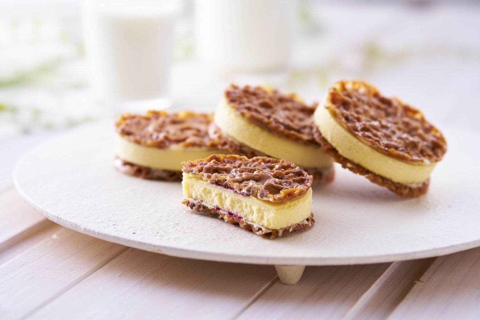 glafit、Makuakeで史上初の電動モビリティで3回連続1億円突破 & 「NFR-01Pro」が特定小型原付で初の1億円越えを達成※