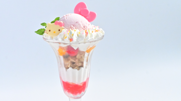 淡路島「HELLO KITTY SMILE」 7種類のアイスが選べるかわいいパフェが新登場！ 『夏季限定！ハローキティ パフェ』　7月20日より提供開始