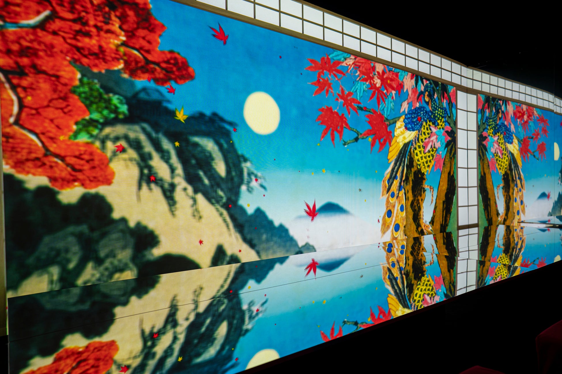 一旗プロデュース「動き出す浮世絵展 MILANO」の公式記録映像“彩”を公開。古来より愛される花、彩り豊かな詩情に富む花鳥画の世界を眺める。