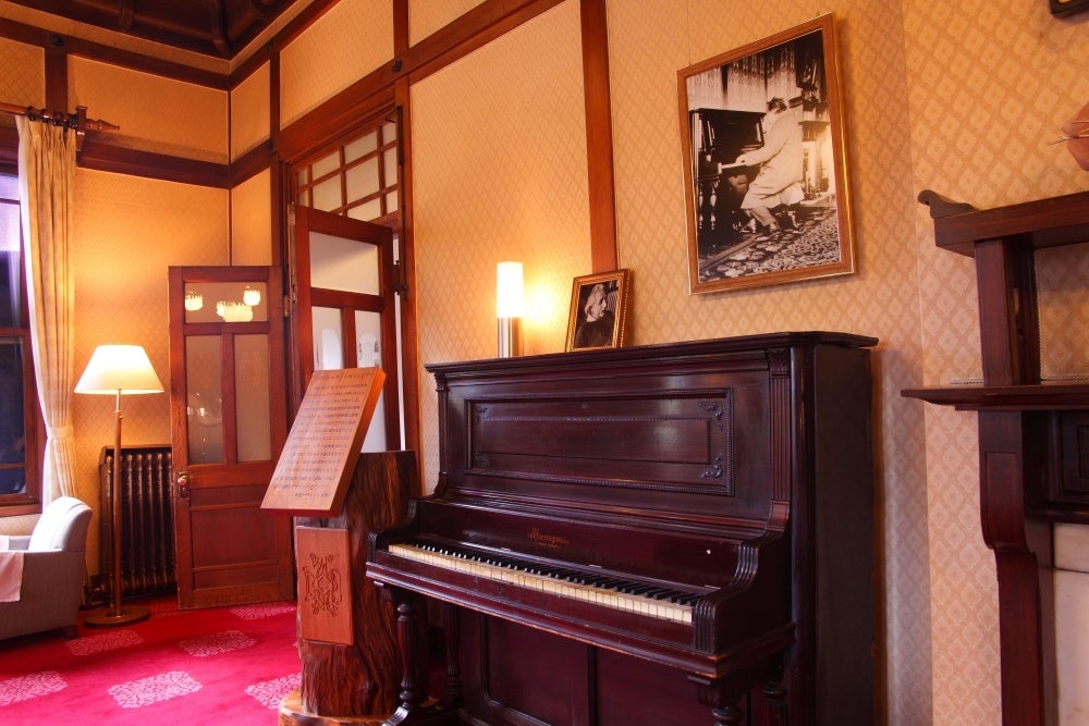 【奈良ホテル】「アインシュタイン博士が弾いたピアノ・夏休み無料ロビーコンサート」の開催について《創業115周年記念特別企画》音楽を志す学生達が奏でる未来への架け橋となる音色