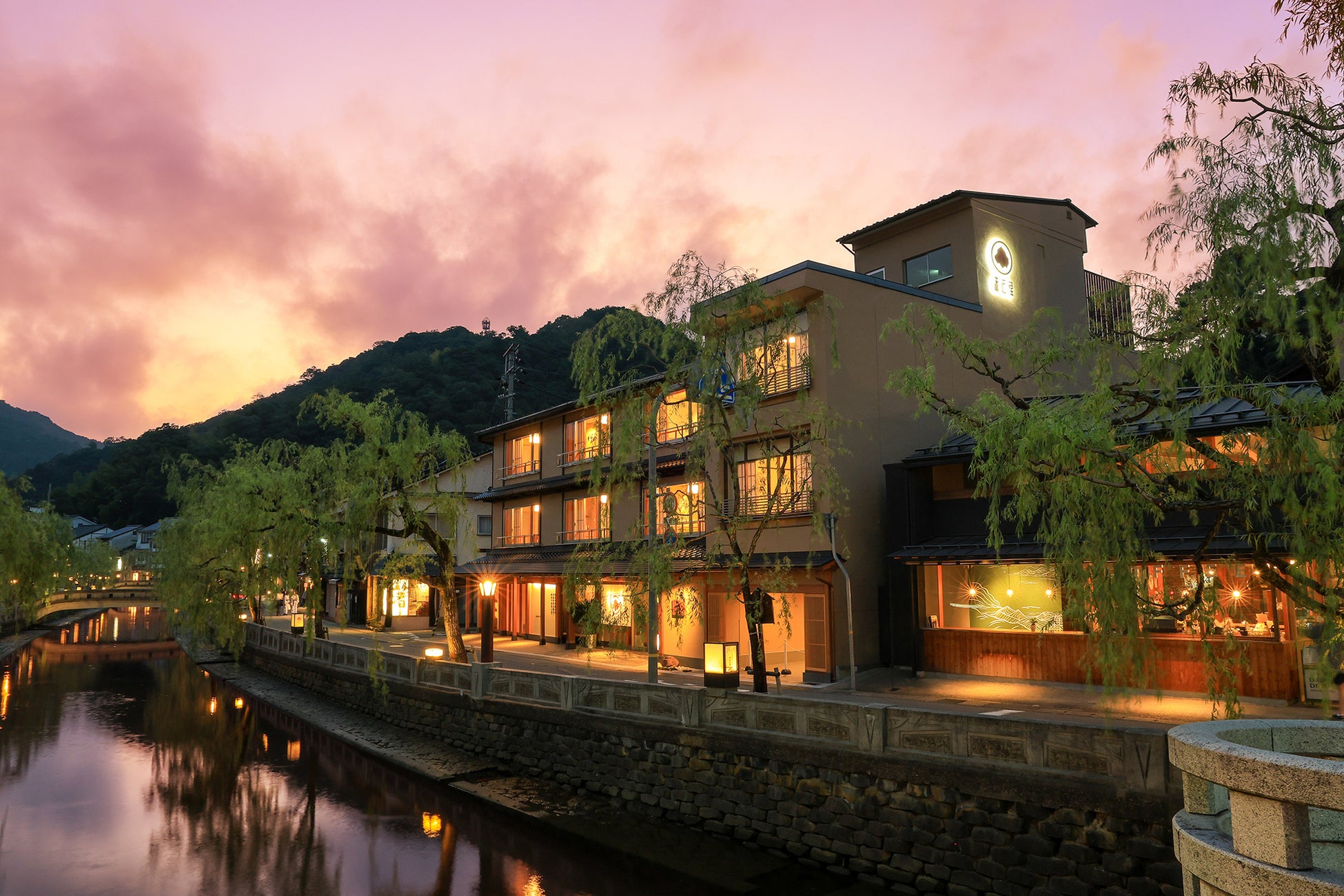 城崎温泉に新しいスタイルの旅館がオープン