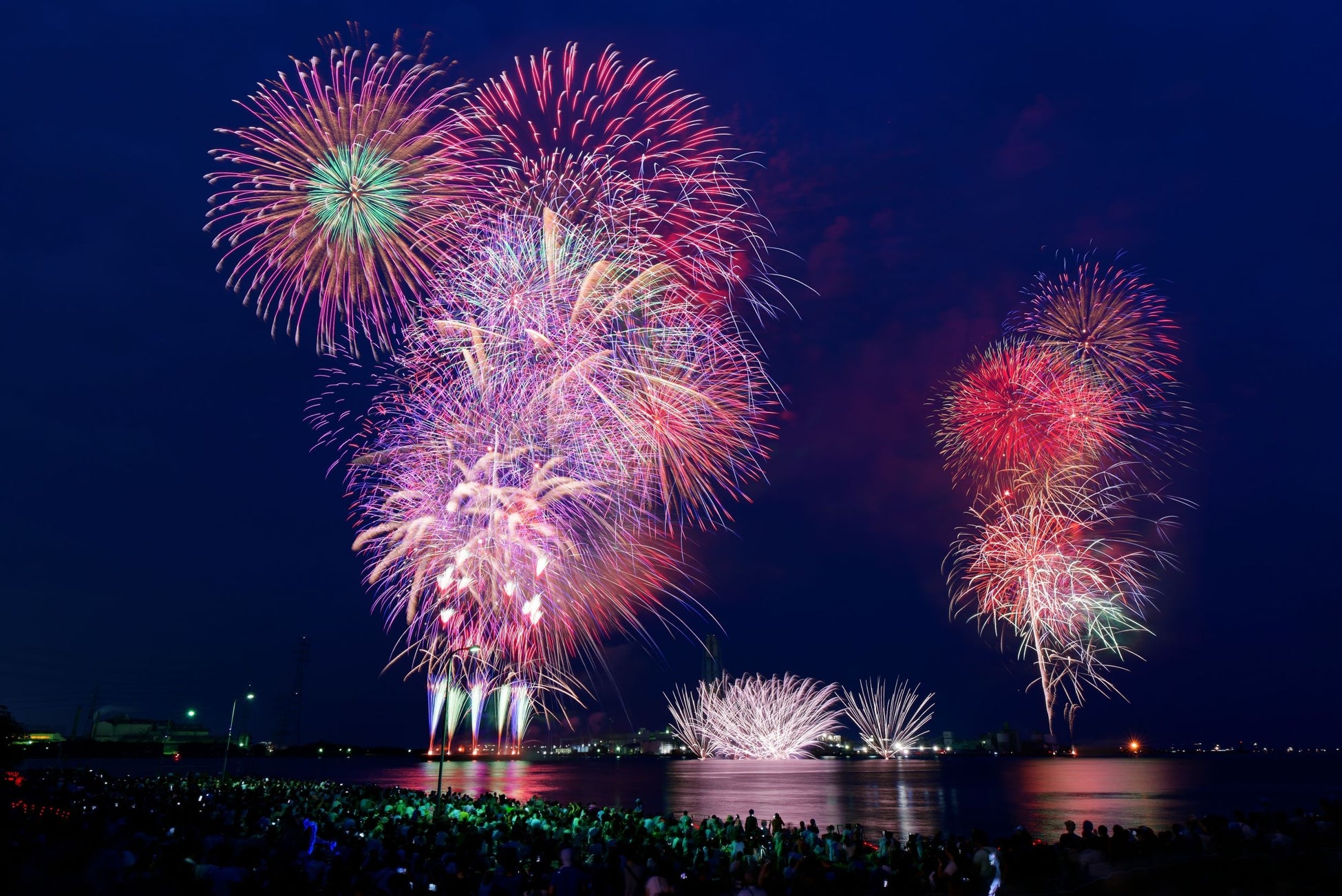 「令和6年度 姫路みなと祭海上花火大会」を開催します！