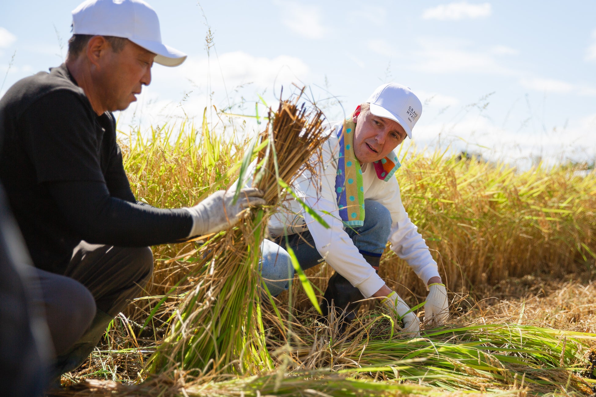 岡山県が誇る地酒の魅力を味わい尽くす「おかやま地酒×駄菓子 AI味覚センサーペアリング」