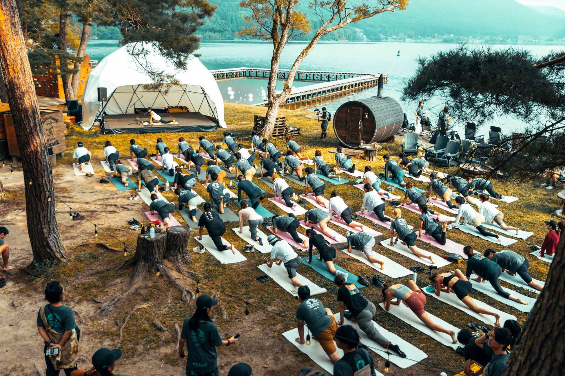 「IGNITE YOGA」がSPACE SHOWER NETWORKS INC.とTHE NORTH FACEが開催した「MOUNTAIN FESTIVAL」でのヨガパートをリード！