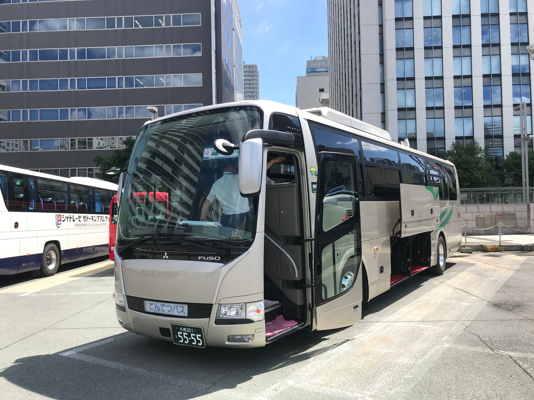 【湯の川温泉／湯元啄木亭】札幌発の送迎バスがリニューアル！秋と冬は観光ツアーでおもてなし！