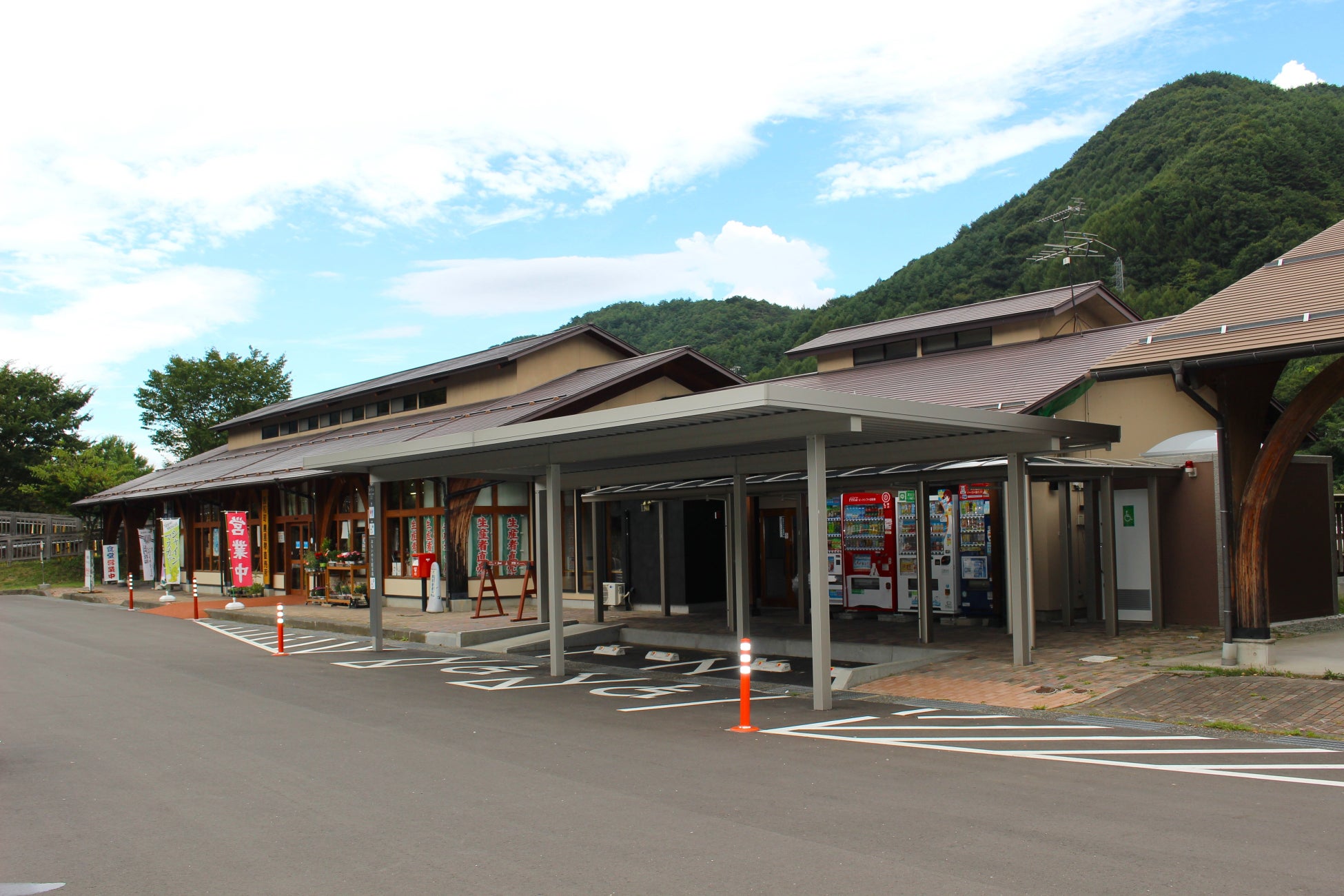 テラチャージ、長野県長和町の「道の駅和田宿ステーション」に電気自動車（EV）用急速充電器1口を設置しサービス提供を開始