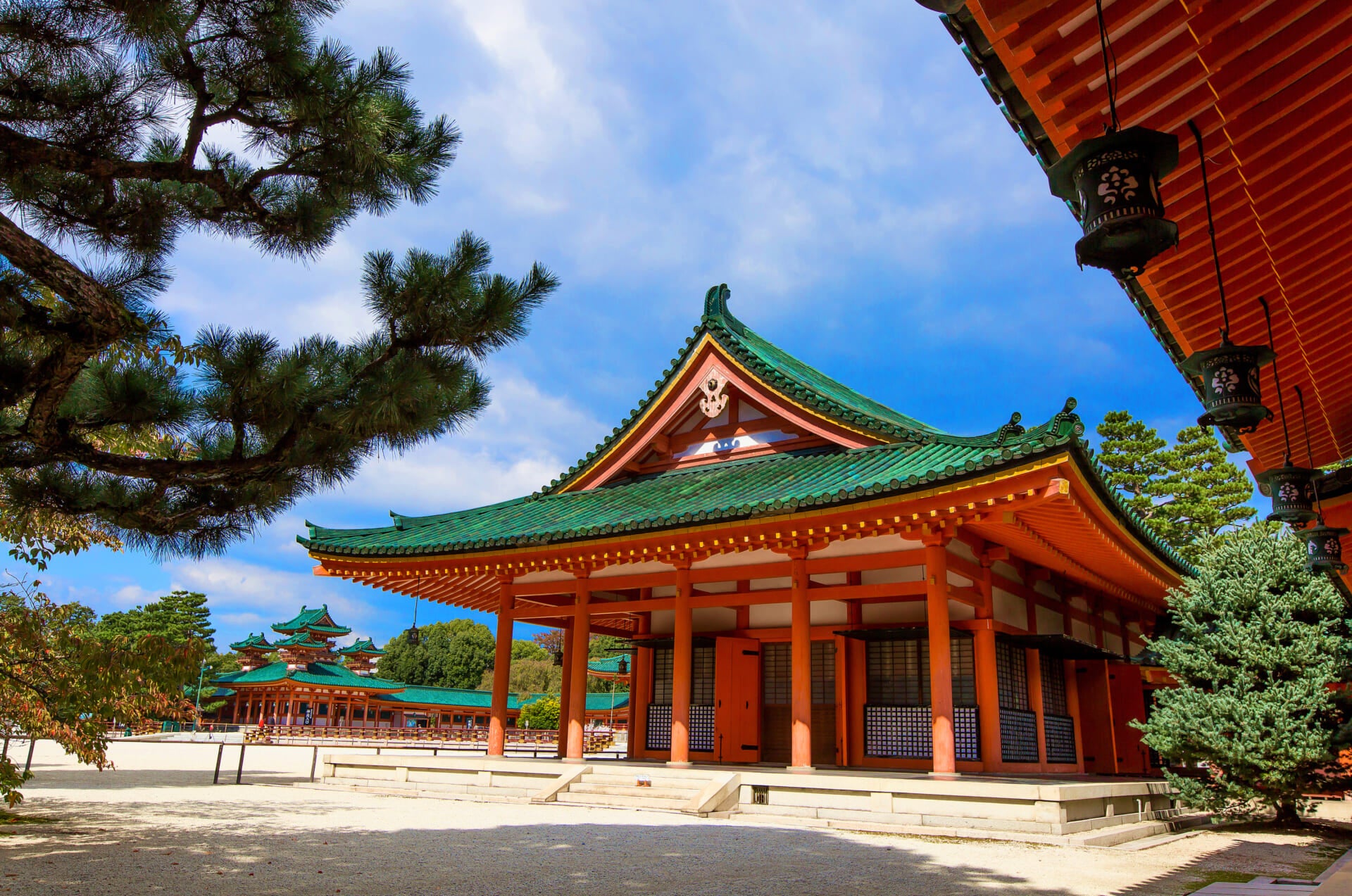 10月17日木曜日　斎王が竹神社を参拝〜満月の日の斎王の祈り〜