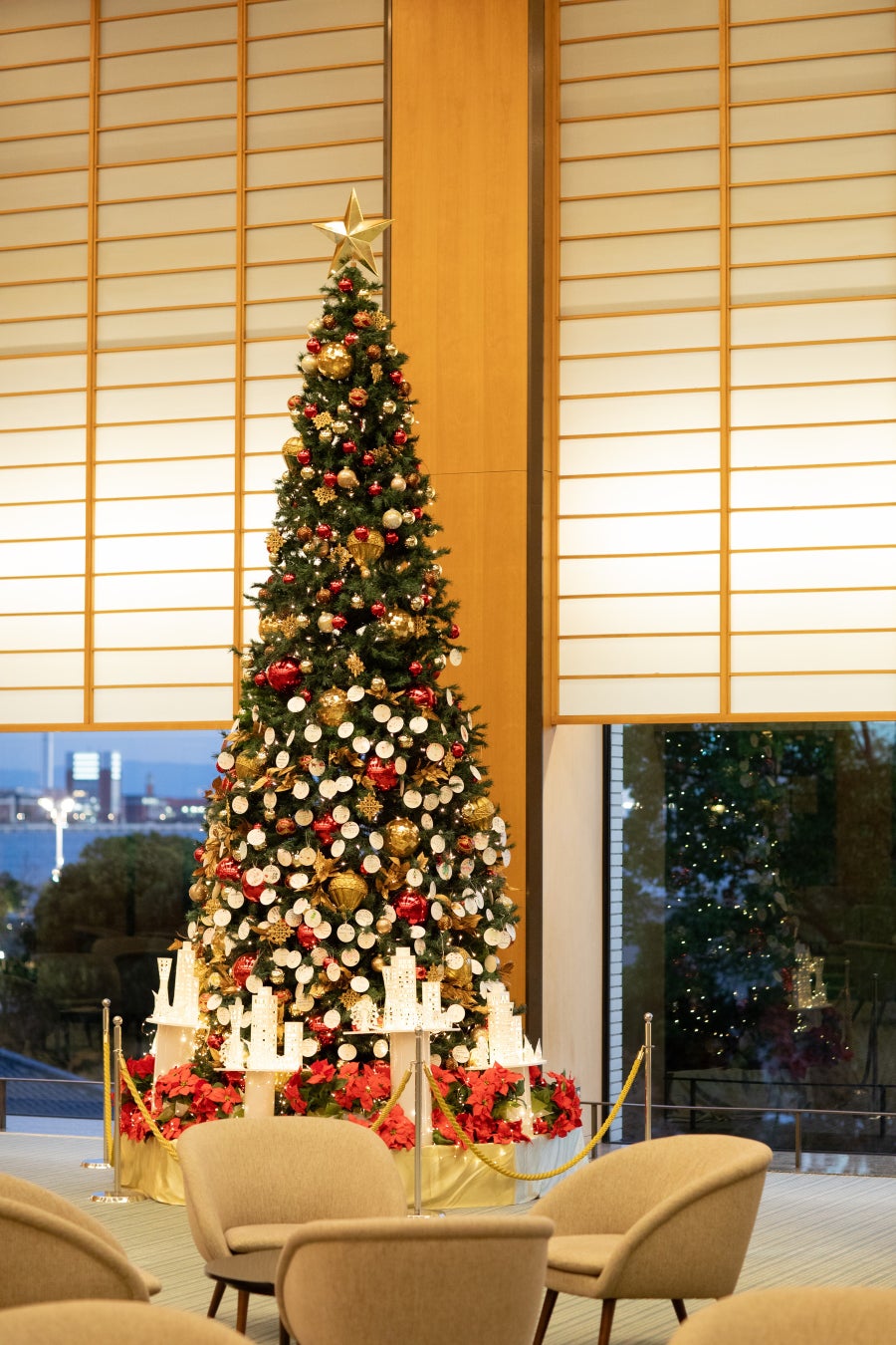 【ホテルオークラ神戸】11月15日よりホテル館内をクリスマス装飾で華やかに演出