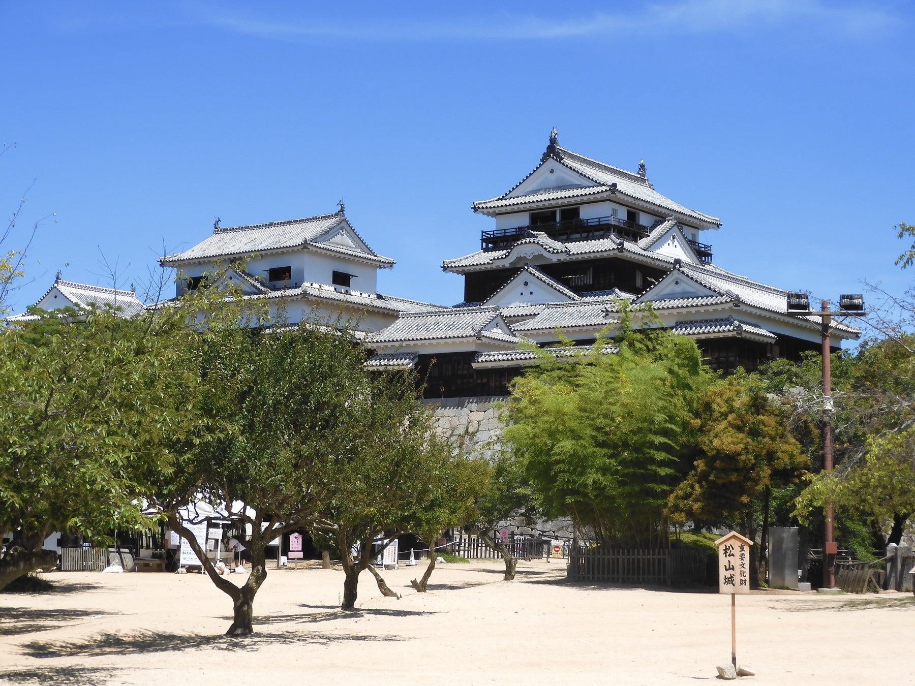 【JAF愛媛】人気の観光地「松山城」、「松山城山ロープウェイ・リフト」、「松山城二之丸史跡庭園」の3施設でＪＡＦ会員優待サービス開始！