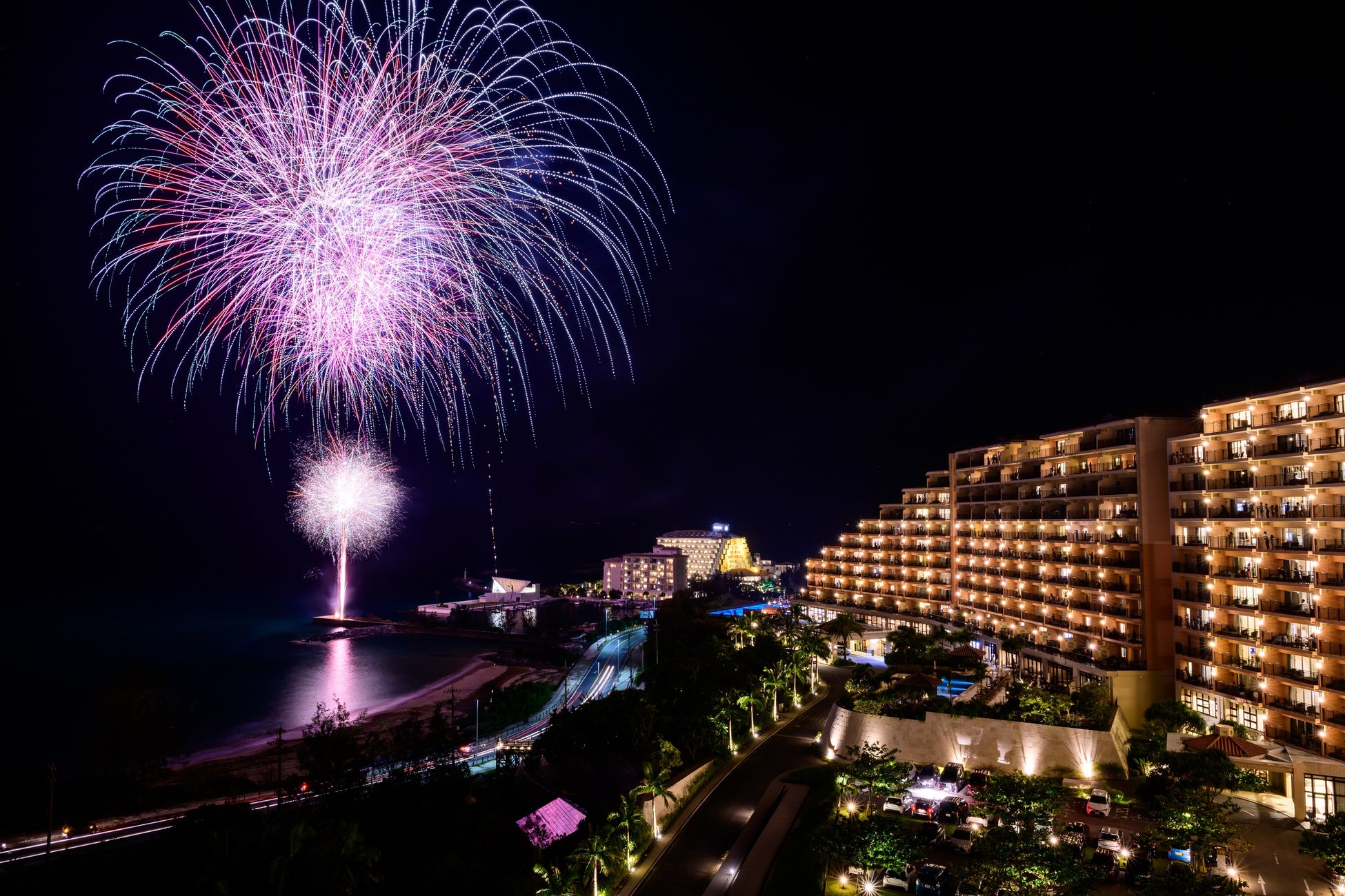 【カフー リゾート フチャク コンド・ホテル】年末年始・カウントダウンは打上げ花火「Kafuu Resort Winter fest 2024-2025」12/20(金)～2025/1/15(水)開催