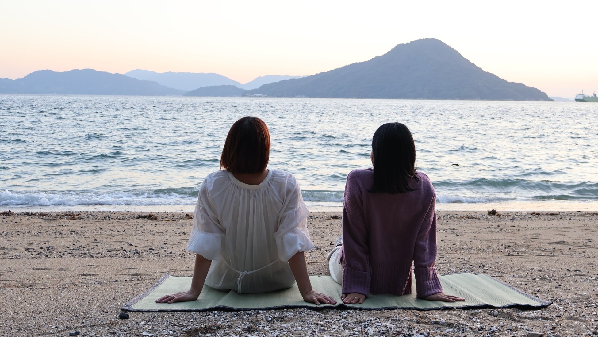 【グランドプリンスホテル広島】自然に包まれて春を感じ、五感を満たす「せとうち『茣蓙（ござ）』リング」を実施