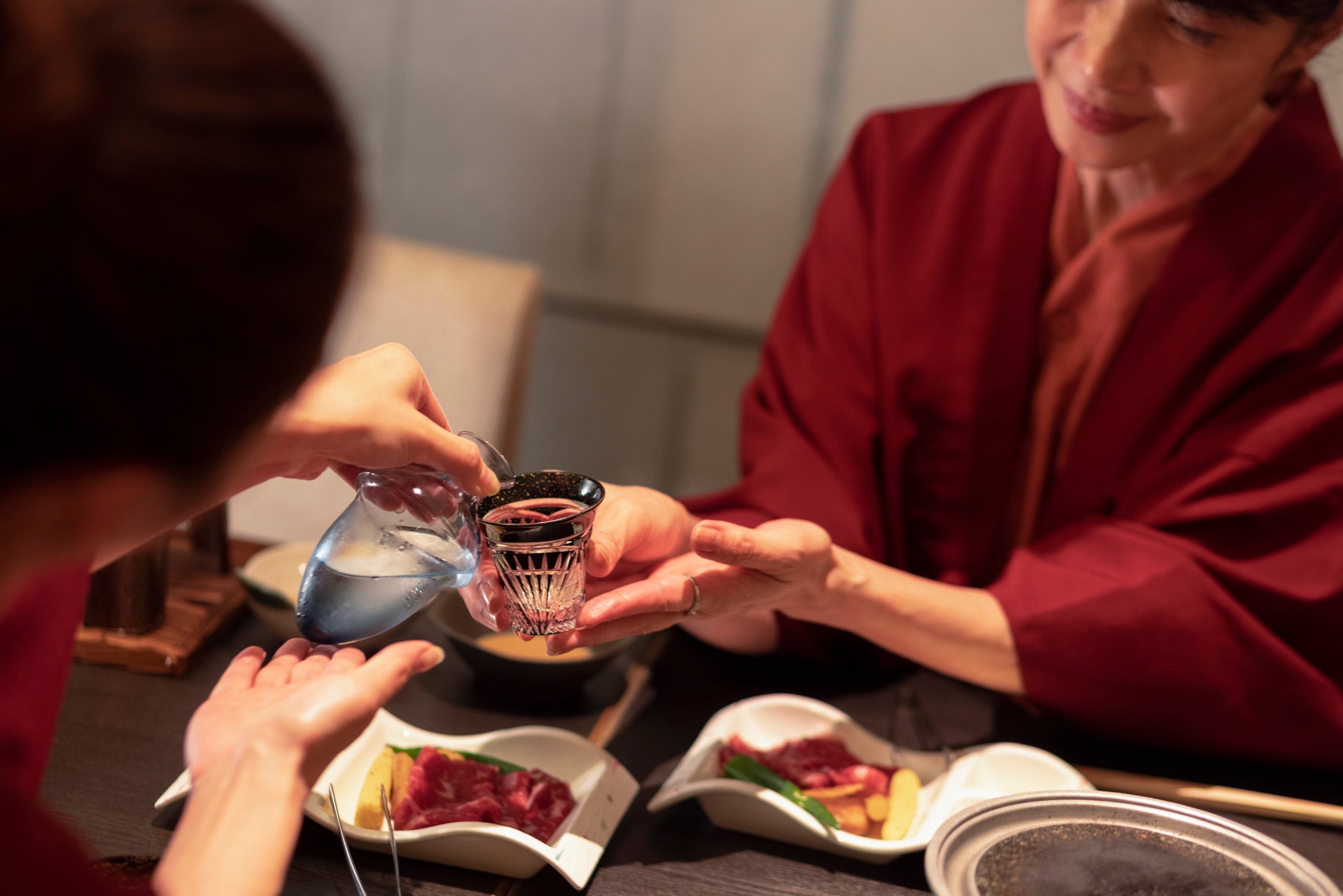 【札幌・定山渓温泉 章月グランドホテル】春の新規プラン！3名以上のご利用がお得、夕食時飲み放題付が新登場！！