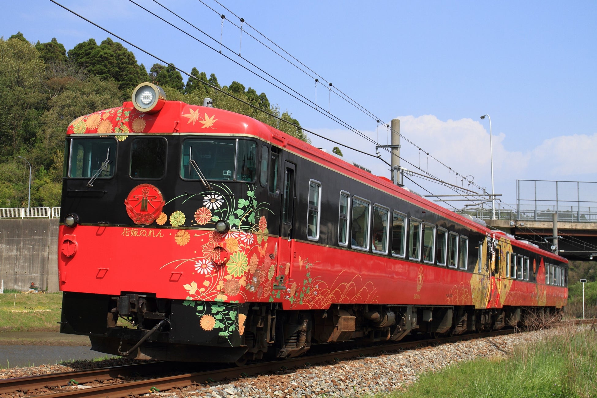 約1年3ヶ月ぶりに運転再開！観光列車「花嫁のれん」貸切乗車ツアーを発売中！＜2025年3月8日（土）出発限定＞