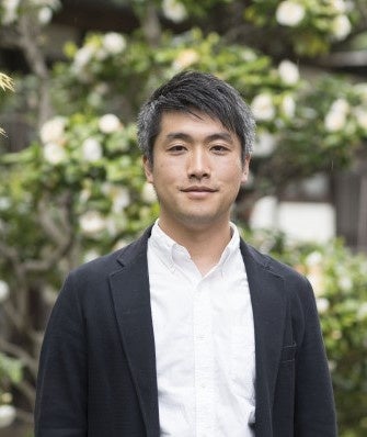 【おしりが喜ぶ】 “ツイスト”して簡単組み立て!リュックに入る折りたたみチェア第2弾!TWISUTO(ツイスト)ProをMakuakeにて先行販売!1月27日(月)発売!