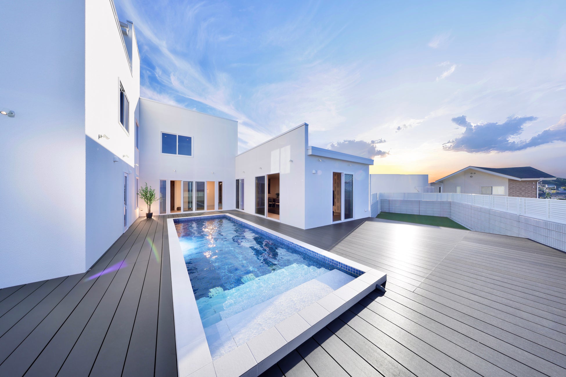 「いい風吹いてた。#灯台時間」X投稿コンテスト 応募総数476点の中から入賞作品14点決定!